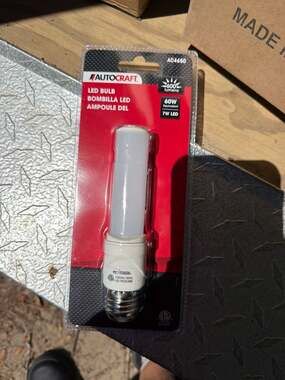 Autocraft AC4650 600 Lumen LED Replacement Bulb 60W Equivalent 7W E26 3000K 12 p